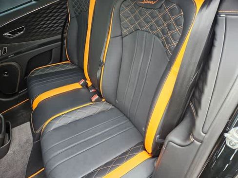 Used 2024 Bentley Flying Spur W12 image 20