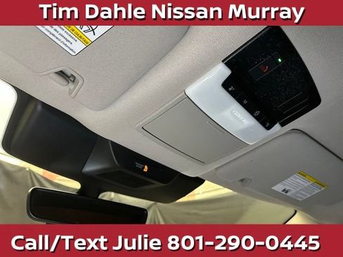 Used 2024 Nissan Pathfinder SL AWD/4WD image 32