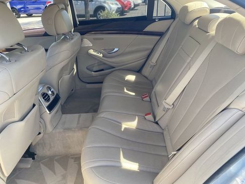 Used 2014 Mercedes-Benz S 550 Sedan image 15
