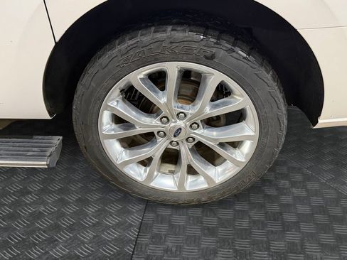 Used 2018 Ford Expedition Max Platinum AWD/4WD image 14