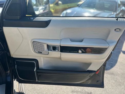 Used 2012 Land Rover Range Rover Autobiography image 23