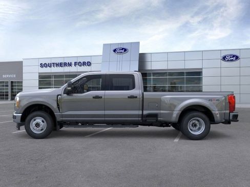 New 2026 Ford F350 XLT AWD/4WD image 3