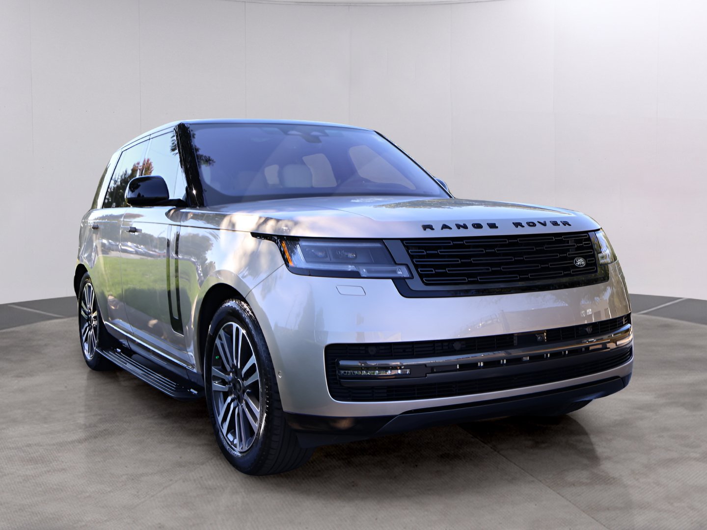 Used 2023 Land Rover Range Rover SE AWD/4WD image 5