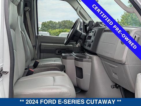 Certified 2024 Ford E-350 and Econoline 350 Super Duty w/ Power Windows & Locks Group RWD image 26