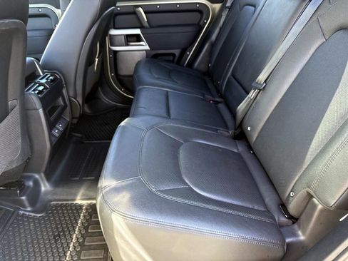 Used 2023 Land Rover Defender 110 S image 13
