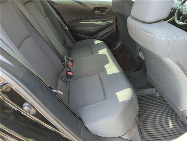 Used 2025 Toyota Corolla LE FWD image 14