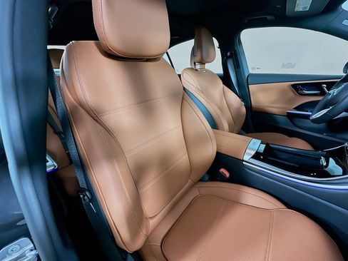Certified 2025 Mercedes-Benz C 300 4MATIC Sedan image 37