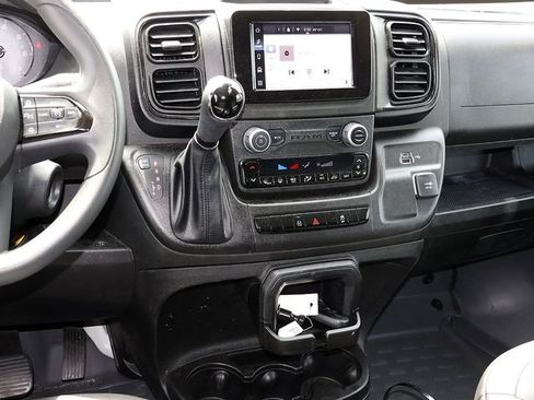 Used 2026 RAM ProMaster 2500 w/ Convenience Group FWD image 11