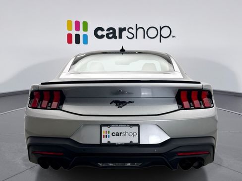 Used 2024 Ford Mustang Premium RWD image 4