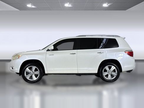 Used 2010 Toyota Highlander Limited AWD/4WD image 2