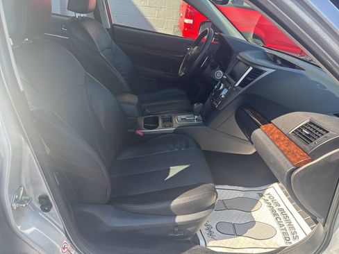 Used 2013 Subaru Legacy 2.5i Limited AWD/4WD image 23