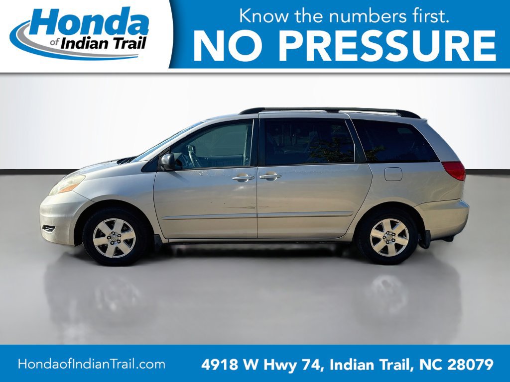 Used 2006 Toyota Sienna LE w/ LE Pkg 3 FWD image 4