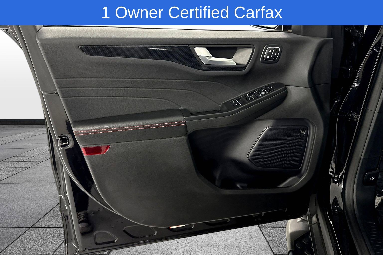 Used 2024 Ford Escape ST-Line Elite w/ Premium Technology Package AWD/4WD image 22