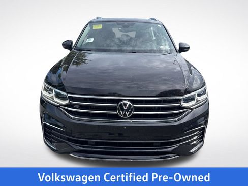 Certified 2024 Volkswagen Tiguan SEL R-Line AWD/4WD image 9
