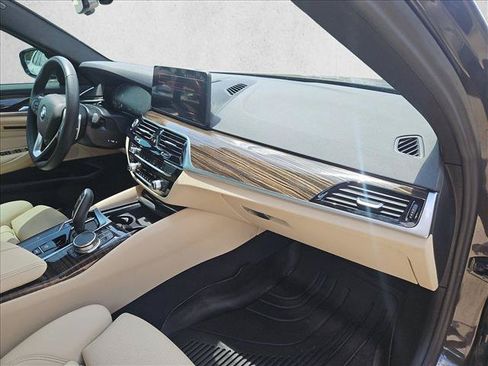 Used 2023 BMW 530i xDrive w/ Convenience Package AWD/4WD image 20