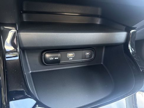 New 2026 Kia Seltos S AWD/4WD image 32