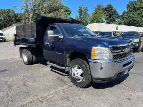 Used 2011 Chevrolet Silverado 3500 W/T w/ Snow Plow Prep Package AWD/4WD image 7