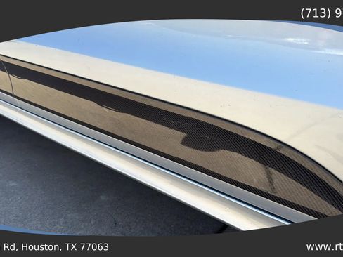 Used 2015 Porsche Macan Turbo image 13