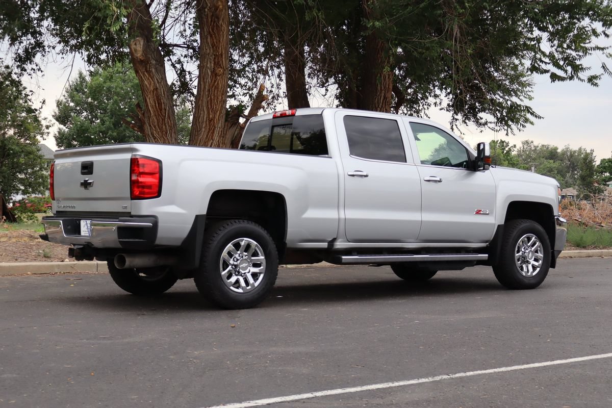 Used 2019 Chevrolet Silverado 2500 LTZ w/ Duramax Plus Package AWD/4WD image 5