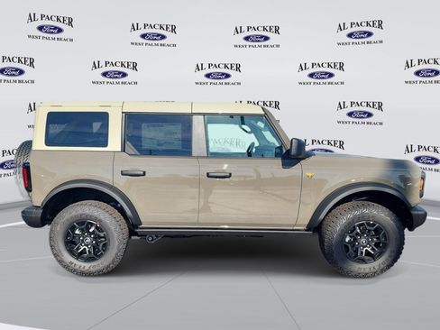 New 2026 Ford Bronco Badlands AWD/4WD image 6