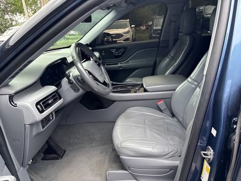 Used 2020 Lincoln Aviator Reserve w/ Elements Package Plus AWD/4WD image 7