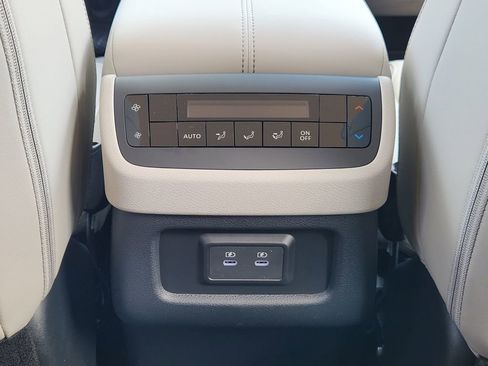 New 2026 Nissan Pathfinder SL FWD image 20