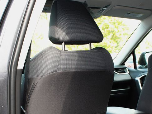 New 2025 Toyota RAV4 LE image 15