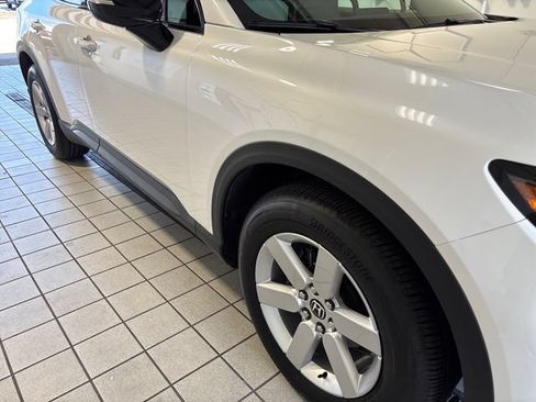 Used 2025 Honda Prologue EX image 20
