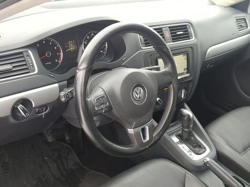 Used 2014 Volkswagen Jetta SE image 12