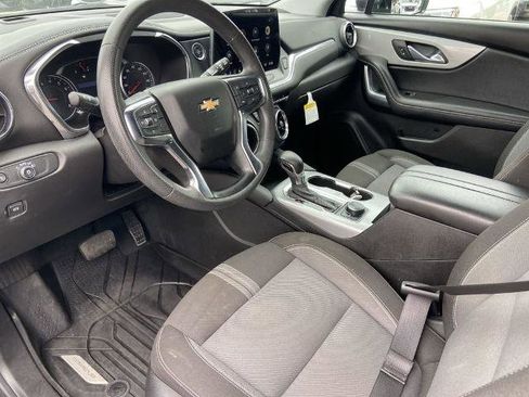 Used 2024 Chevrolet Blazer LT w/ LPO, Floor Liner Package FWD image 6