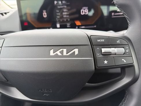 New 2026 Kia K4 EX FWD image 21