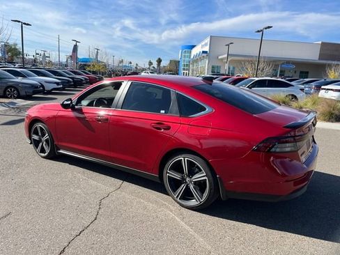 Used 2023 Honda Accord Sport image 4