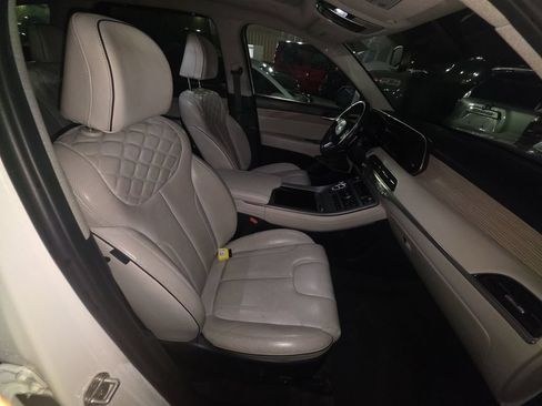 Used 2021 Hyundai Palisade Limited FWD image 5