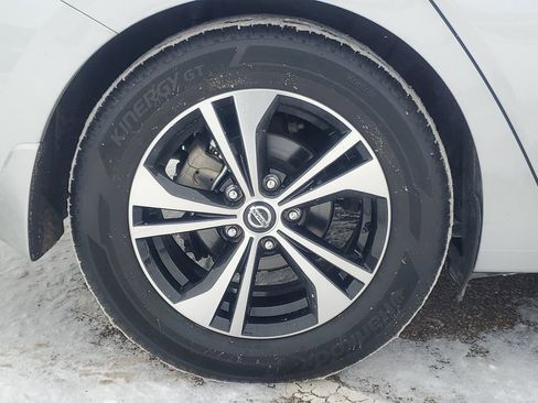 Used 2022 Nissan Sentra SV image 5