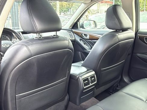 Used 2018 INFINITI Q50 Luxe image 18