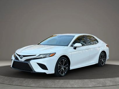 Used 2018 Toyota Camry SE