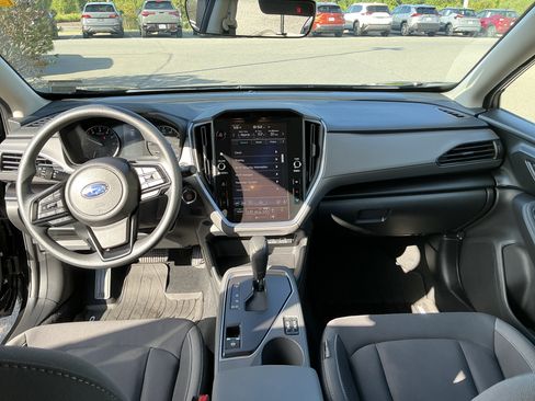 Used 2025 Subaru Crosstrek 2.5i Premium AWD/4WD image 21
