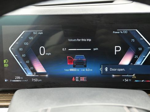 Used 2023 BMW X7 xDrive40i AWD/4WD image 24