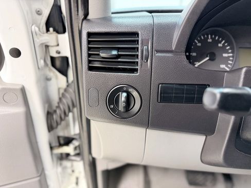 Used 2017 Mercedes-Benz Sprinter 2500 image 23