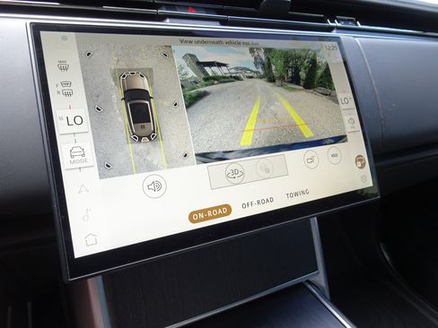Certified 2024 Land Rover Range Rover SE AWD/4WD image 4