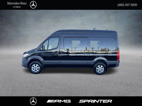 Used 2023 Mercedes-Benz Sprinter 2500 image 2