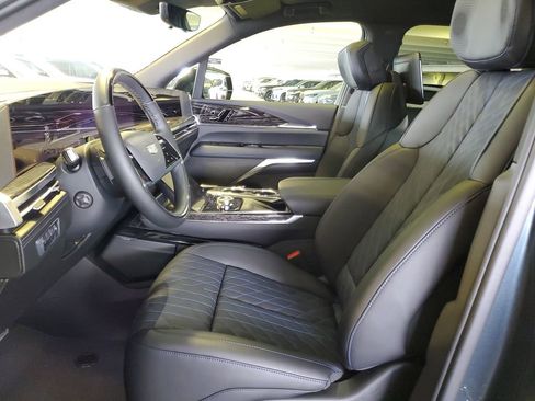 New 2026 Cadillac Escalade IQL Luxury AWD/4WD image 17