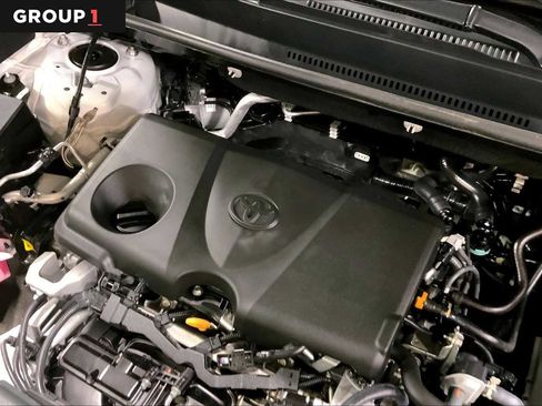 Certified 2022 Toyota RAV4 XLE Premium image 32