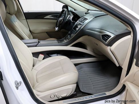 Used 2018 Lincoln MKZ Reserve w/ Climate Package image 33