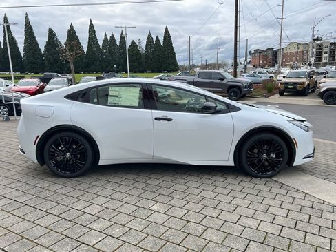 New 2026 Toyota Prius Plug-In Hybrid image 6