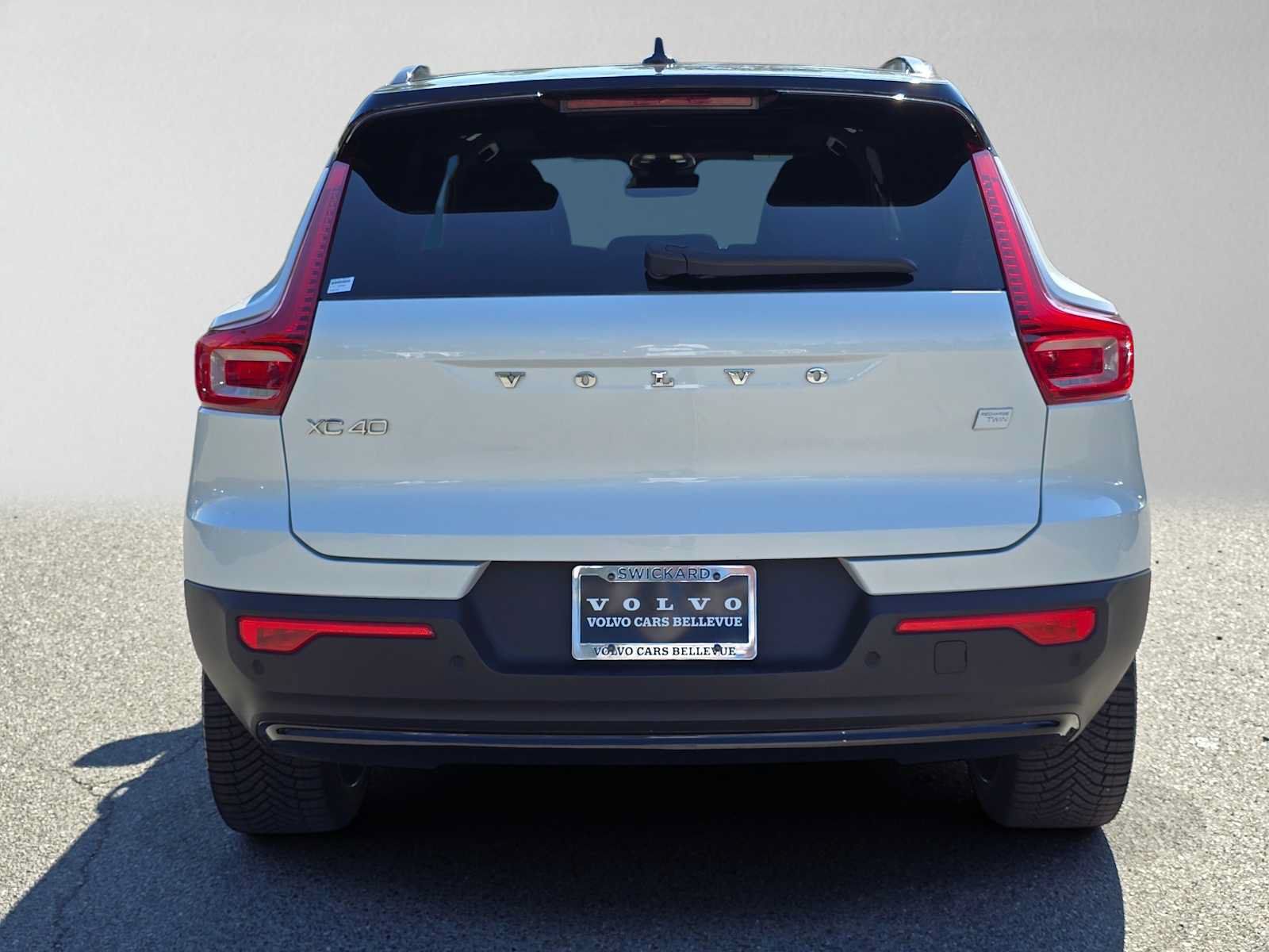 Certified 2023 Volvo XC40 Recharge Ultimate w/ Protection Package Premier AWD/4WD image 5