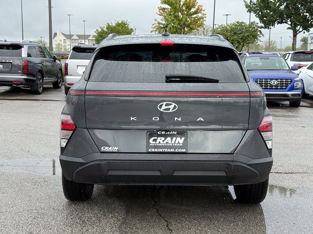Used 2025 Hyundai Kona SEL FWD image 6