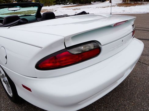 Used 1995 Chevrolet Camaro image 31