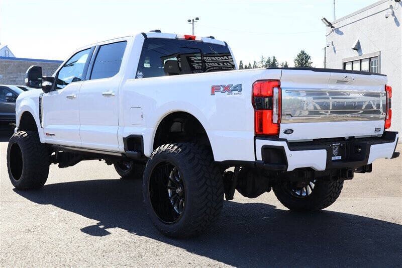 Used 2025 Ford F350 Platinum w/ Platinum Plus Package AWD/4WD image 3