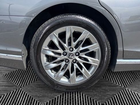 Used 2022 Lexus LS 500 AWD w/ Interior Upgrade Package image 33